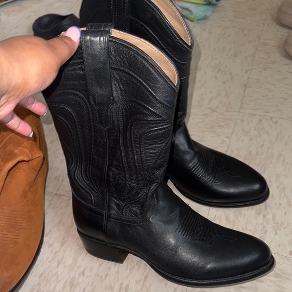 Cowboy boots - Picture 1 of 2